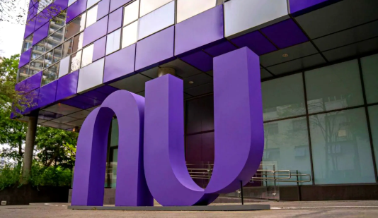 Nubank demite funcionários e fecha assessoria de investimentos