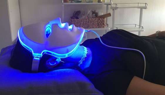 Entenda sobre a máscara de LED e seus benefícios para a pele