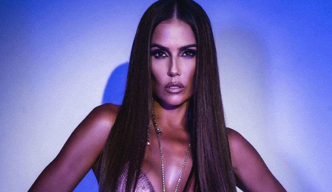 Em entrevista, Deborah Secco fala como lida com a exposição: “Muito natural”