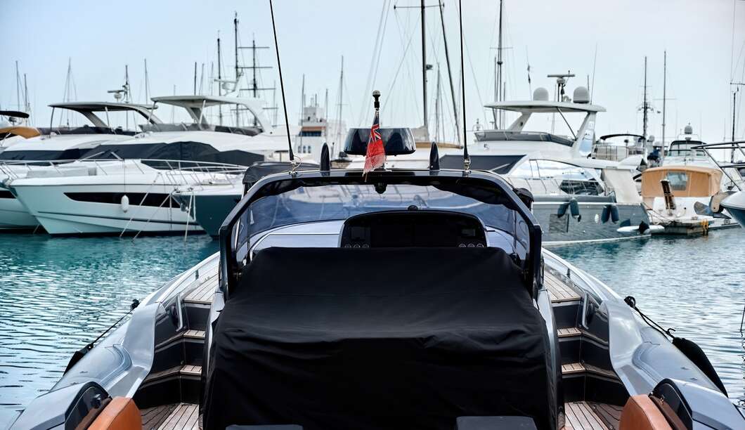 Mercado mundial de luxo vende mais de 1 trilhão em 2022