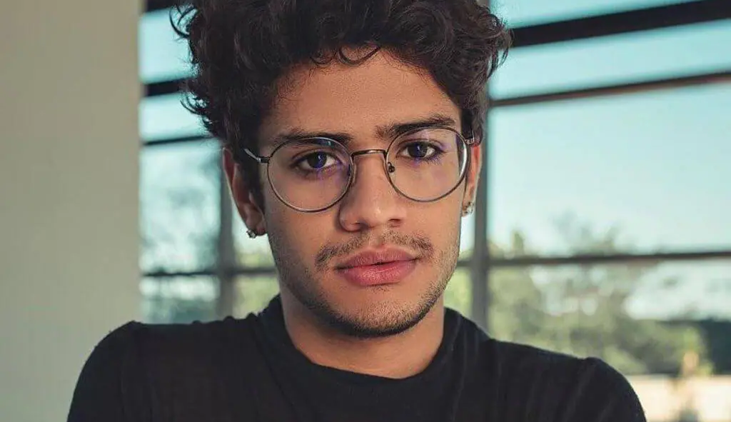 Discussão de Bruna Griphao e Gabriel Santana: pegadinha para brincar com os brothers e sisters