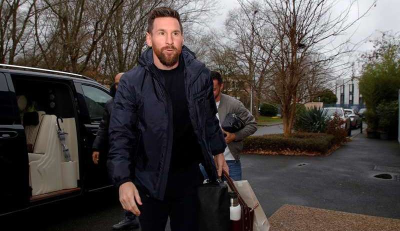 PSG e Messi seguem negociando renovação de contrato, diz assessor do clube