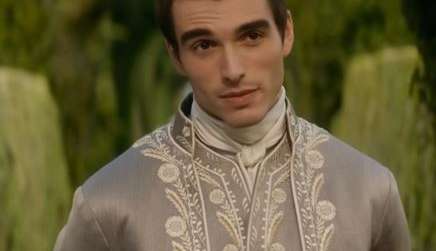 Nova foto de Rainha Charlotte: Uma História Bridgerton é divulgada