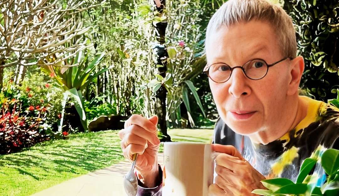 Rita Lee aparece em rara foto postada pelo marido no Instagram