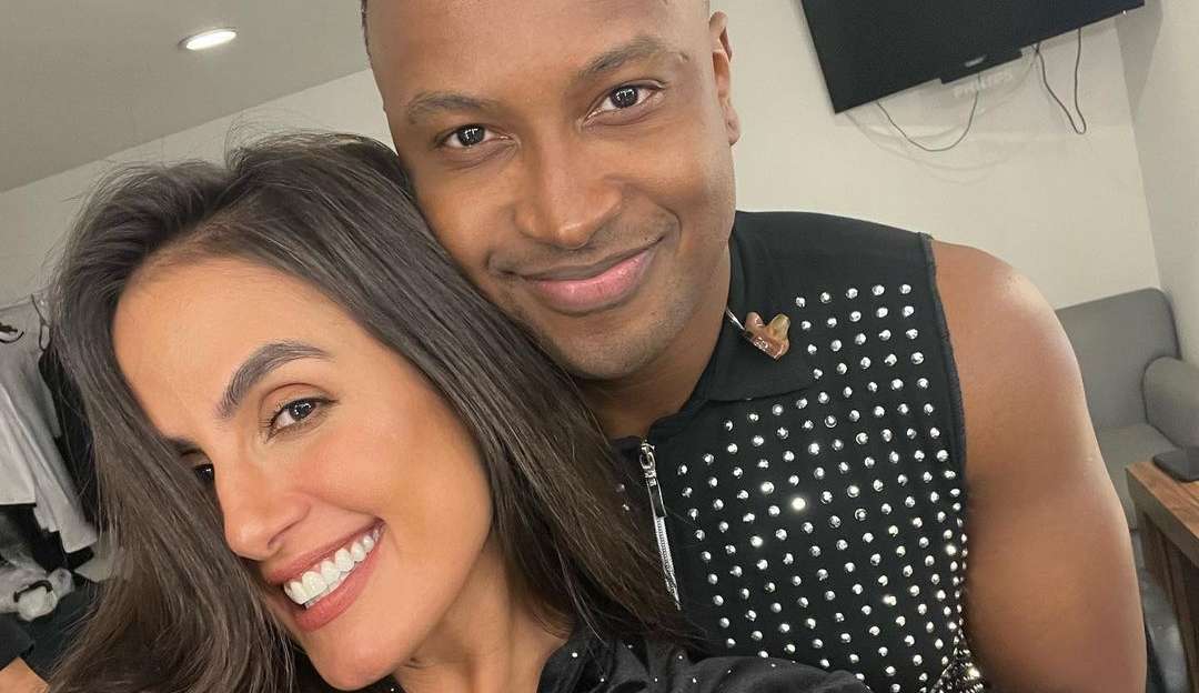 Carol Peixinho e Thiaguinho treinam juntos