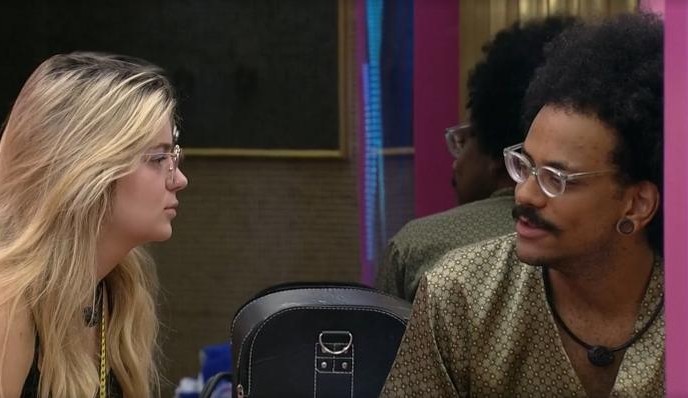 João Luiz diz que Juliette deu em cima de Fiuk e Arthur