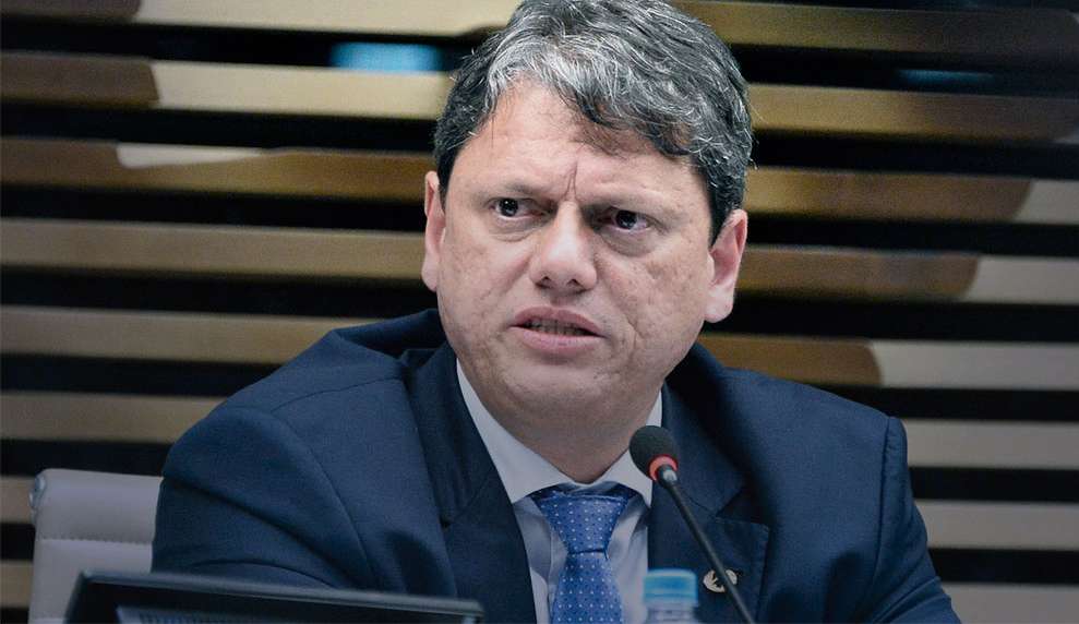 Tarcísio derruba exigência do Passaporte da vacina em São Paulo