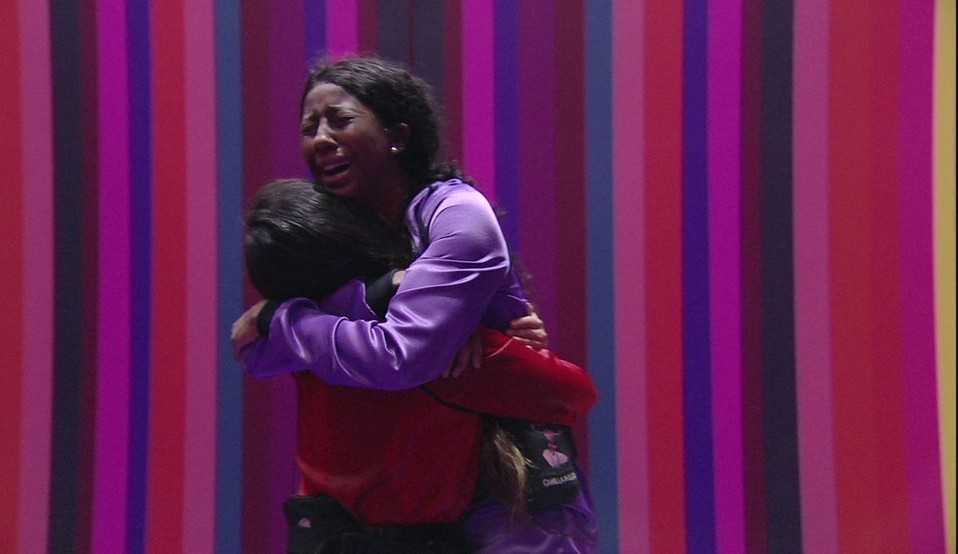 Camilla de Lucas vence a última prova do Anjo no BBB 21