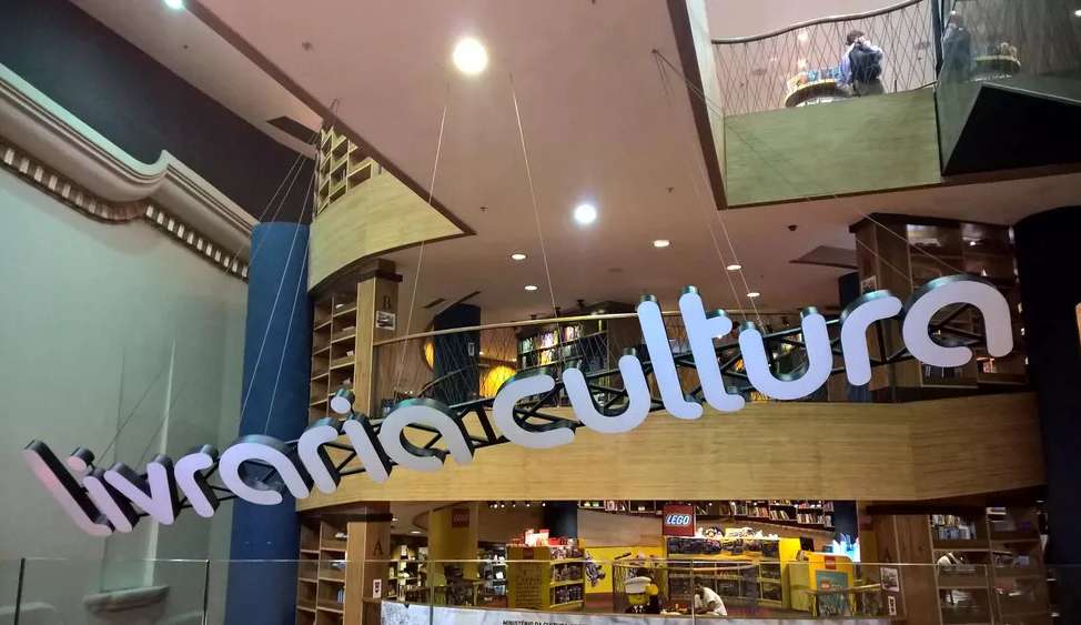 Justiça aceita recurso e suspende a falência da Livraria Cultura