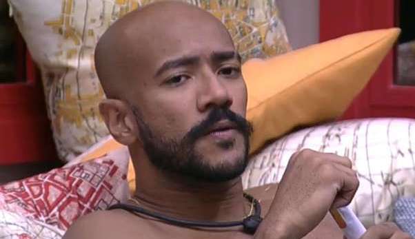 BBB 23: Ricardo comenta sobre briga com Larissa: “Falei brincando”