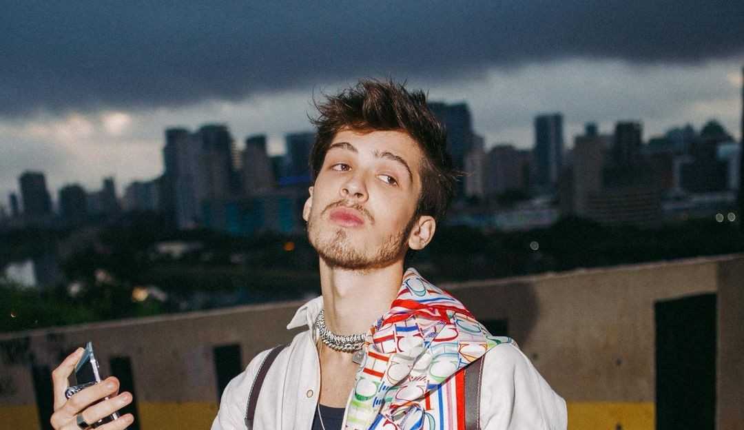 João Guilherme rebate críticas após ter nude vazado: ‘Minha namorada nunca reclamou’