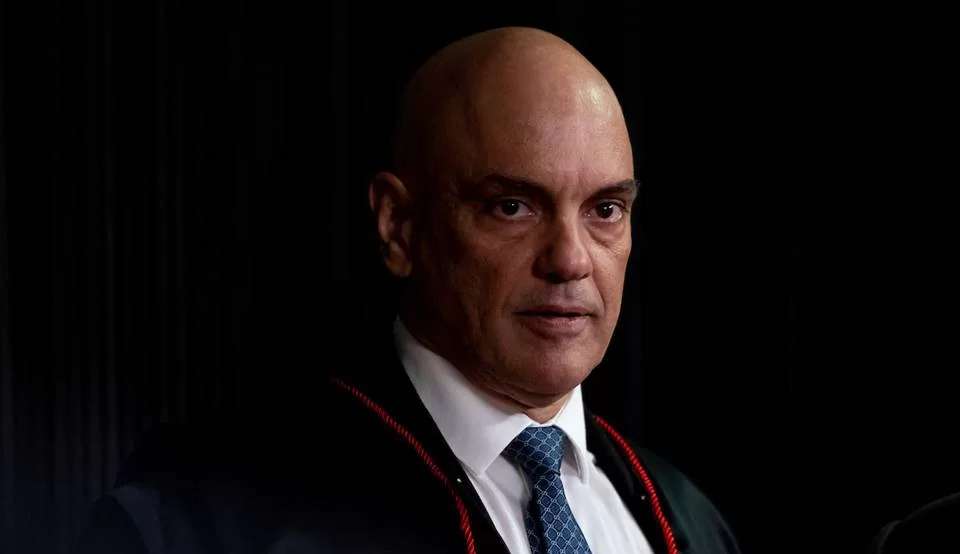 Alexandre de Moraes desbloquea contas do PL após pagamento de multa