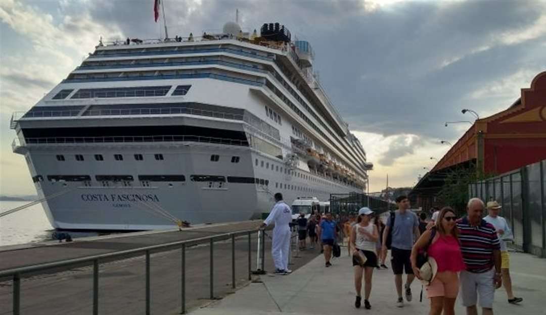 Turistas Carnavalescos invadem Rio de janeiro