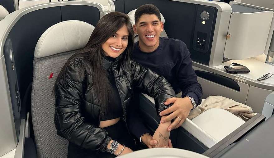 Zé Vaqueiro e Ingra Soares realizam viagem internacional