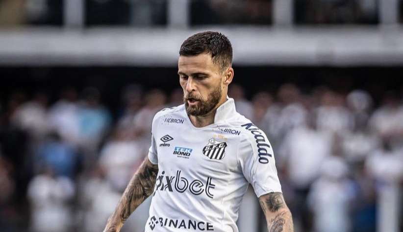 Lucas Lima diz estar focado na estreia do Santos na Copa do Brasil