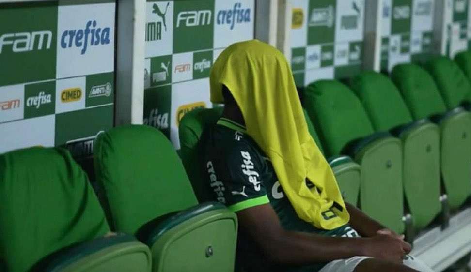 Abel volta a falar de Endrick e diz que o garoto precisa de um abraço