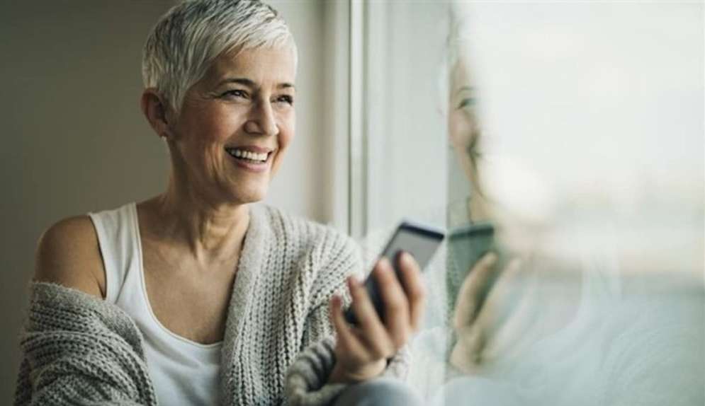 Dicas para cuidar dos cabelos durante a menopausa