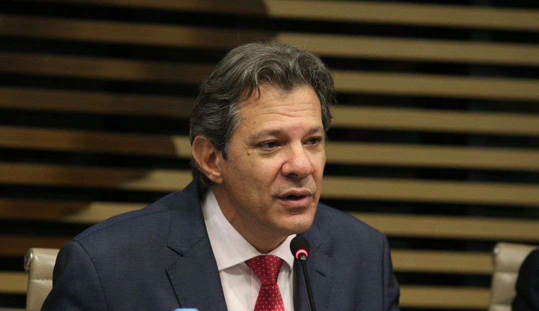 Plano de Haddad para tributação sobre combustíveis deve ser discutido nesta segunda-feira