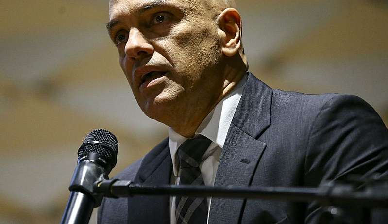 Alexandre de Moraes manda soltar 137 pessoas por participarem de atos de 8 de janeiro