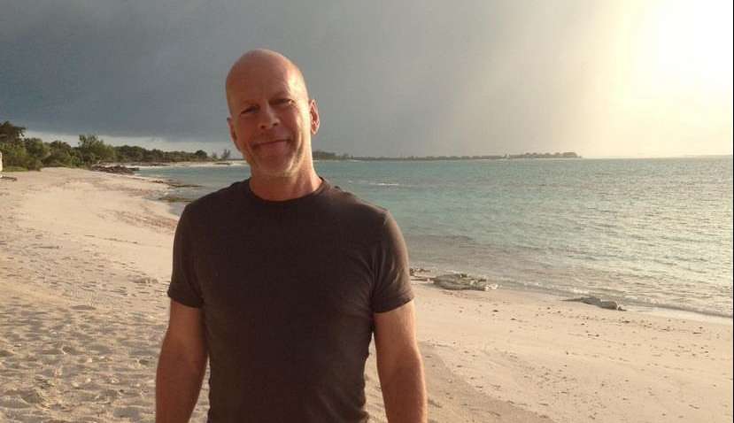 Bruce Willis não reconhece mais a mãe após problema de saúde