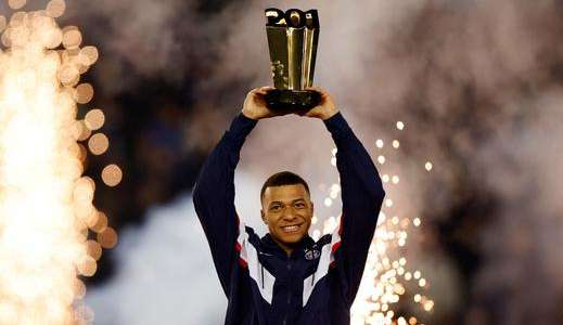 Mbappé ultrapassa Cavani e se torna o maior artilheiro da história do PSG