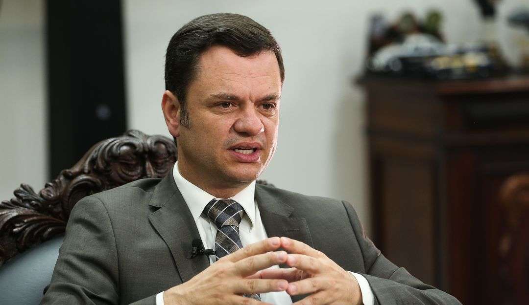 Ibama encontra aves raras em casa de ex ministro do governo Bolsonaro