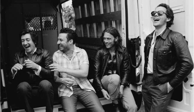 Confira o clipe de “Sculptures of Anything Goes”, da banda Arctic Monkeys