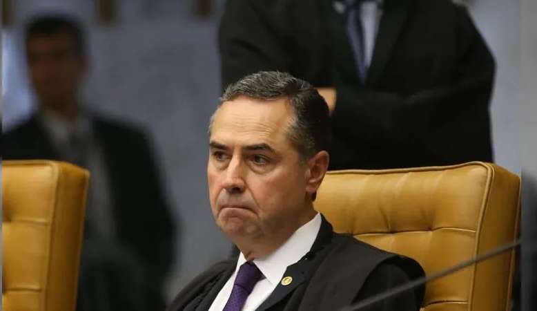 Ministro Barroso do STF passa por cirurgia em Brasília