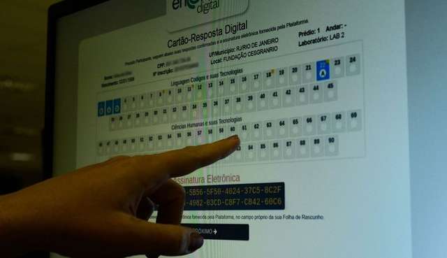 MEC decide acabar com o ENEM Digital após baixa adesão