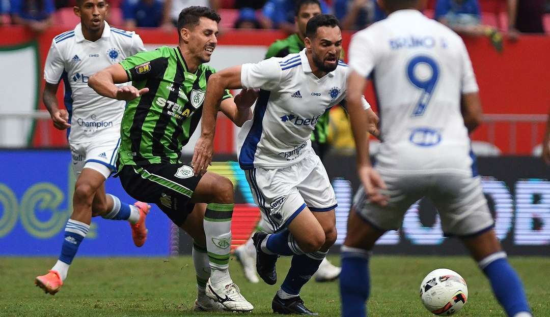 Cruzeiro e América-MG se enfrentam pelas semifinais do Campeonato Mineiro