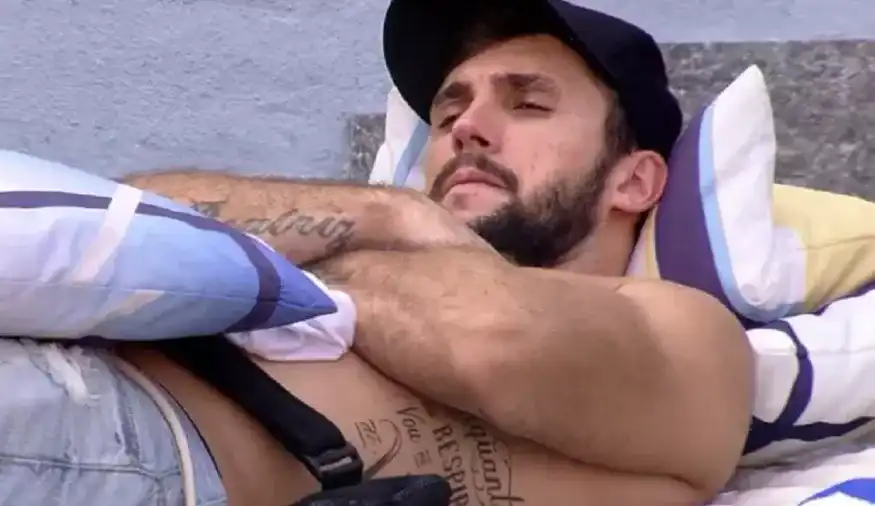 Arthur diz que votará em Camilla de Lucas caso ganhe a prova do líder