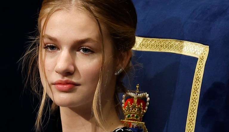 Princesa Leonor da Espanha terá formação militar