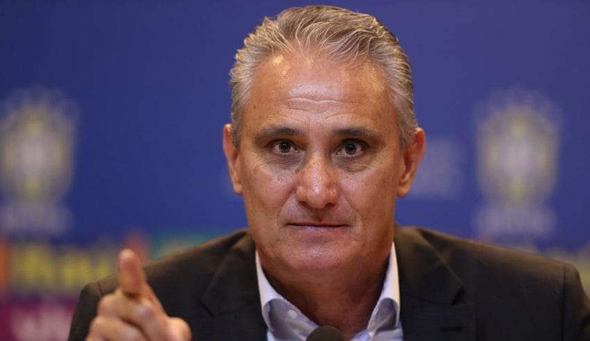 Tite entra na justiça contra o apresentador Neto