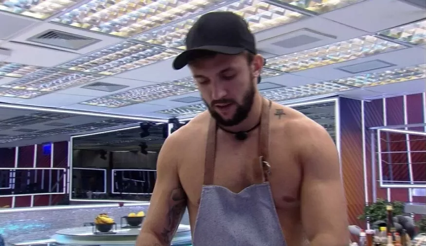 Arthur diz que não se sente favorito entre o público