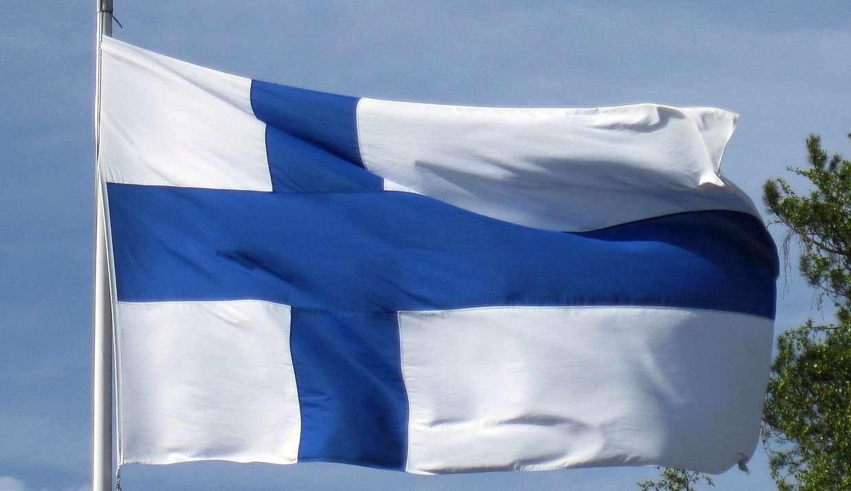 Finlândia lidera ranking da felicidade e Brasil cai de posição