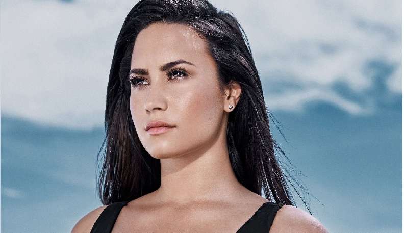 Demi Lovato lançará nova versão de seu sucesso “Heart Attack”