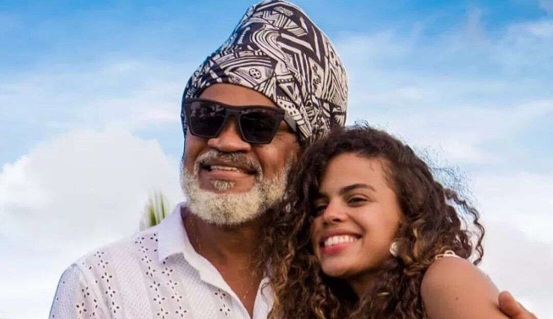 Carlinhos Brown fala da entrada da filha em “Travessia” e atribui vocação a Marieta Severo