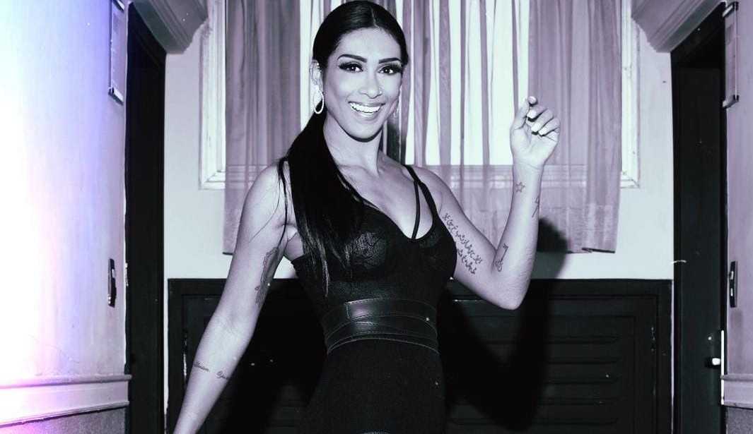 Amanda Djehdian, ex-BBB, desabafa sobre pressões estéticas