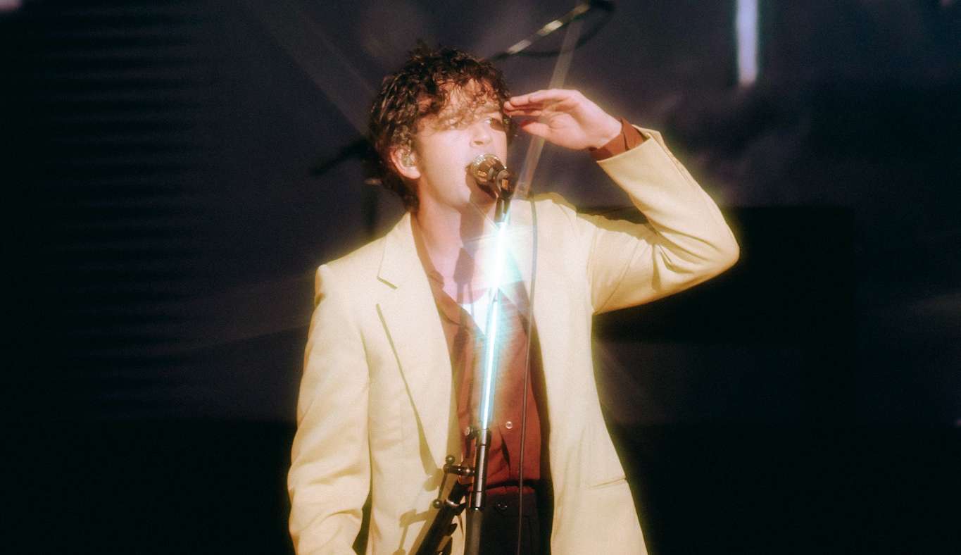 The 1975 agita o Lollapalooza em segundo dia do festival