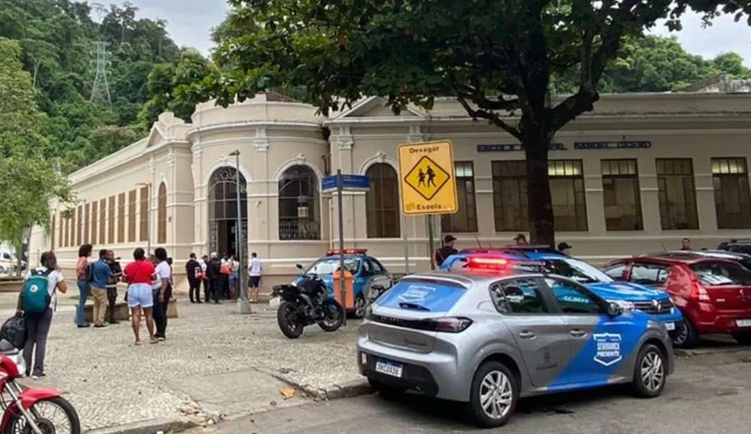 Adolescente é apreendido ao tentar esfaquear colegas em escola no Rio de Janeiro