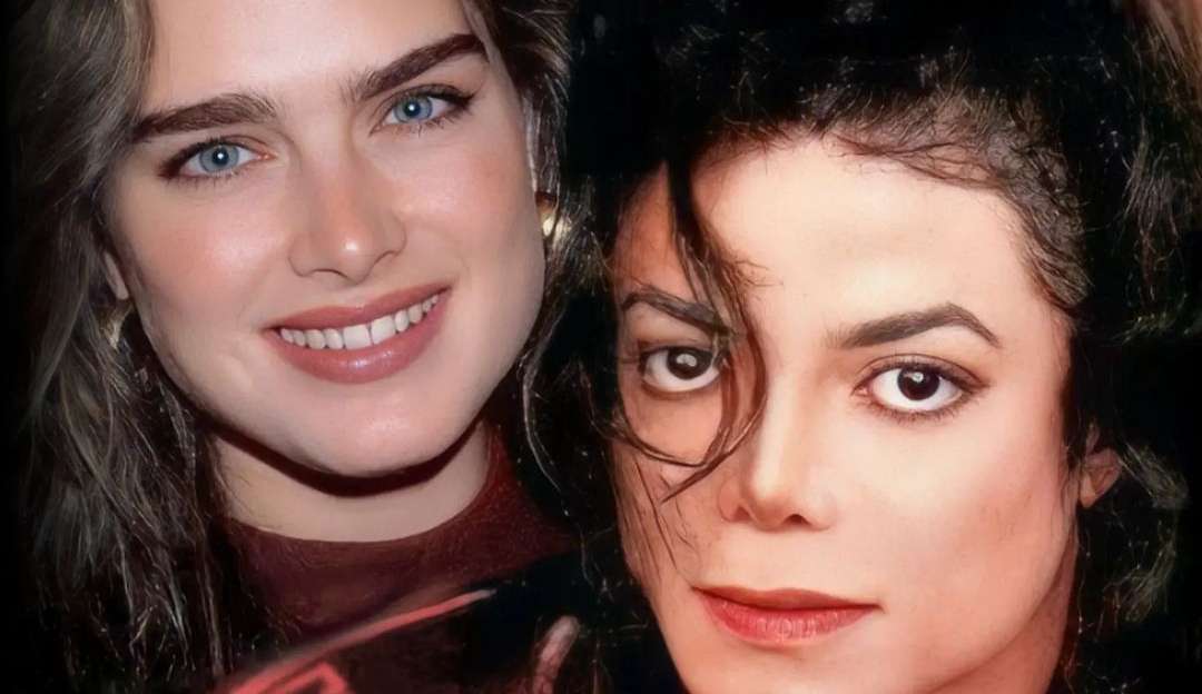 Brooke Shields revela ter chamado Michael Jackson de “patético” após mentira sobre affair