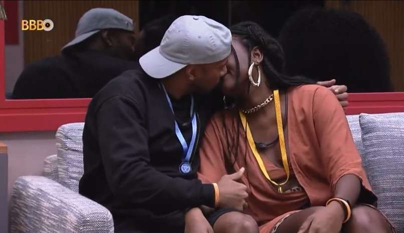 Sarah Aline e Ricardo têm novo momento de romance