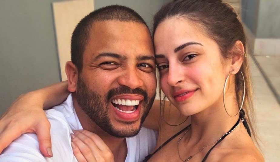 Na reta final da gravidez Tamy Contro anuncia fim do casamento com Projota