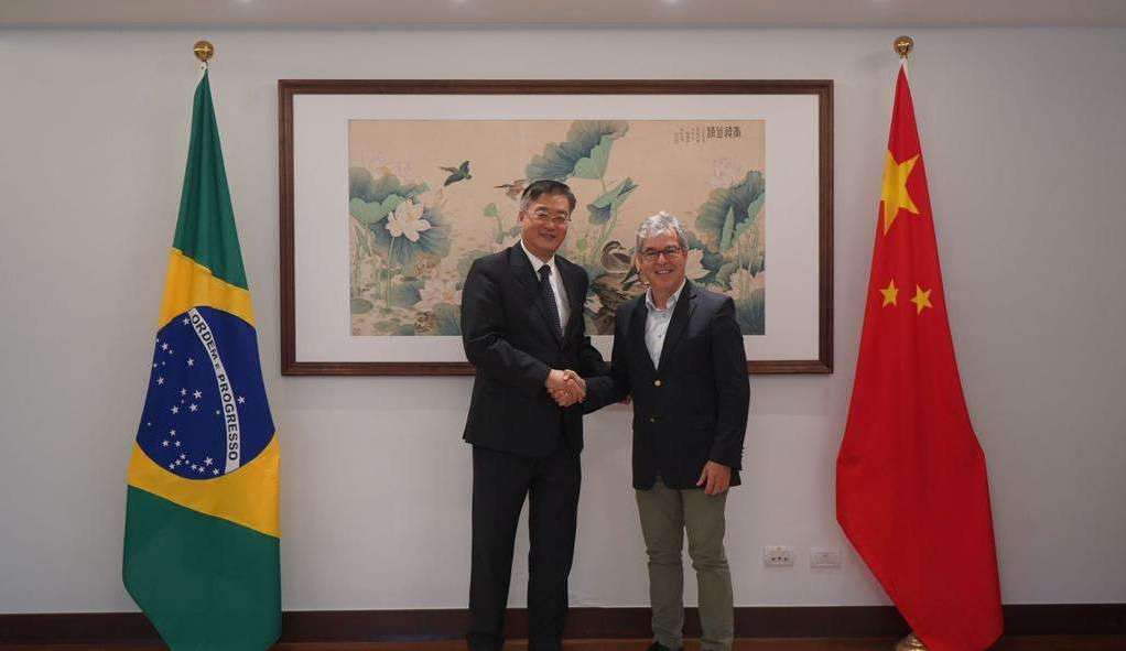 Planalto confirma nova data da visita de Lula a China