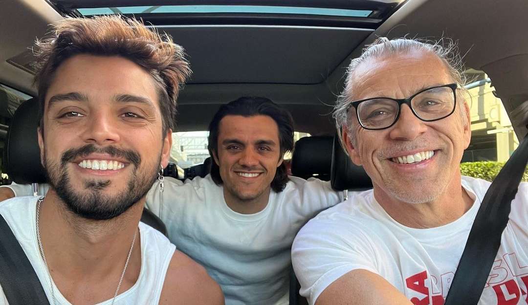 Pai de Rodrigo Simas comenta sobre bissexualidade do filho