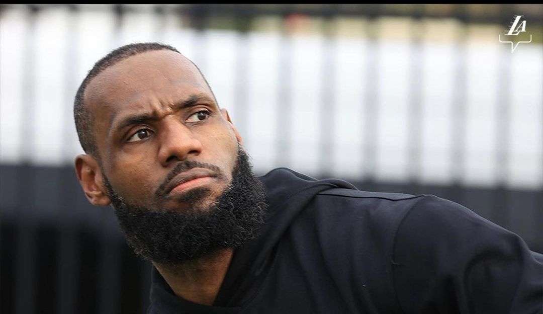 LeBron James se recusa a pagar taxa do Twitter Blue