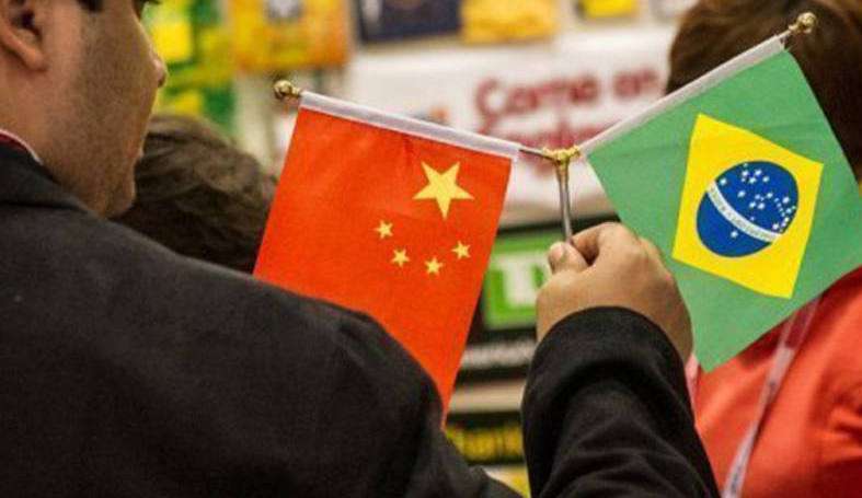Operações comerciais entre China e Brasil sem o dólar devem começar em julho