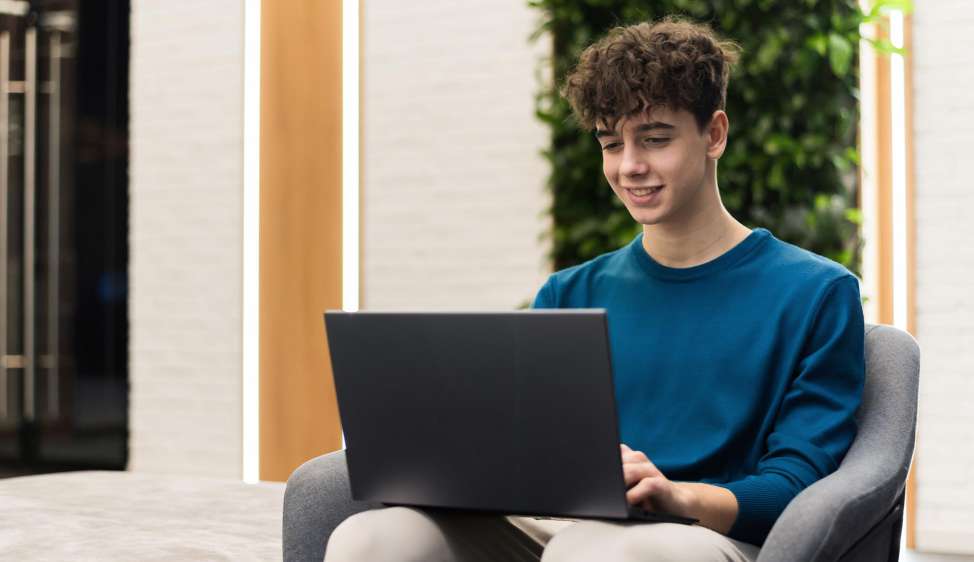 Dependência em internet se expande entre Jovens na Alemanha