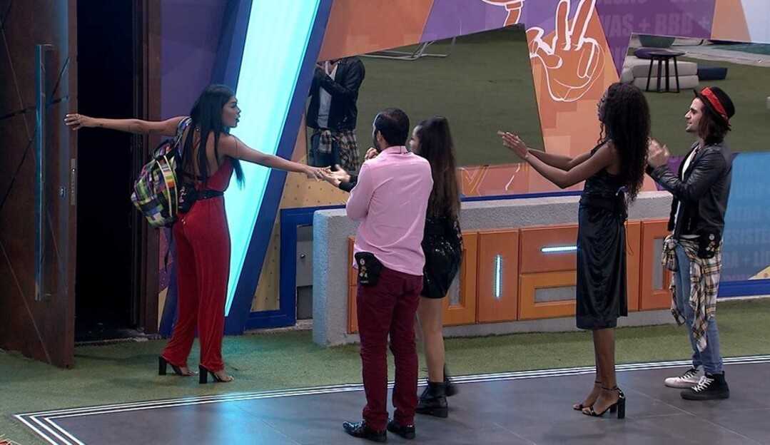 Pocah é eliminada do BBB 21 com 73,16% dos votos