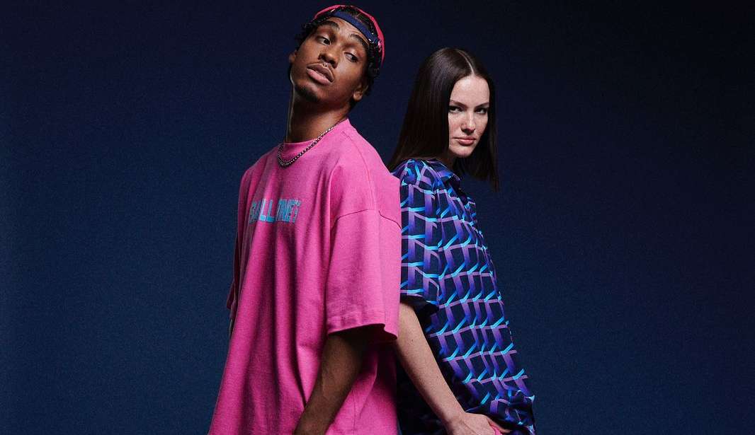 Ballantine”s aposta em collab com Baw Clothing e cria coleção que une territórios do whisky com moda e música